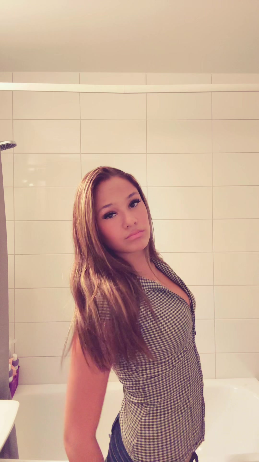 @𝒾