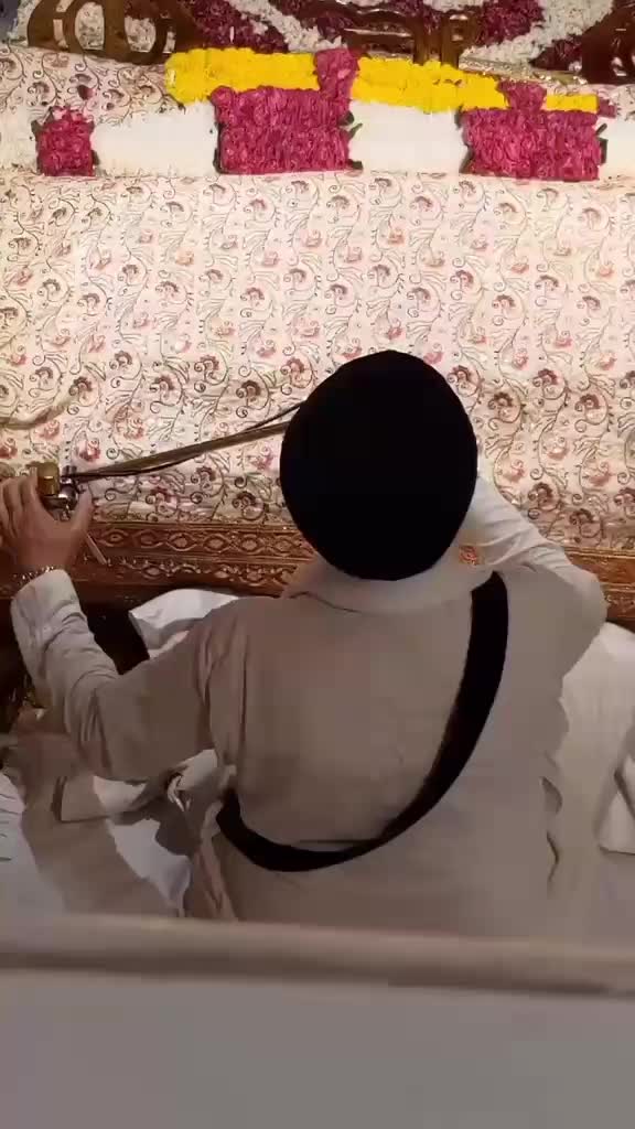 @Sukh 🇬🇧