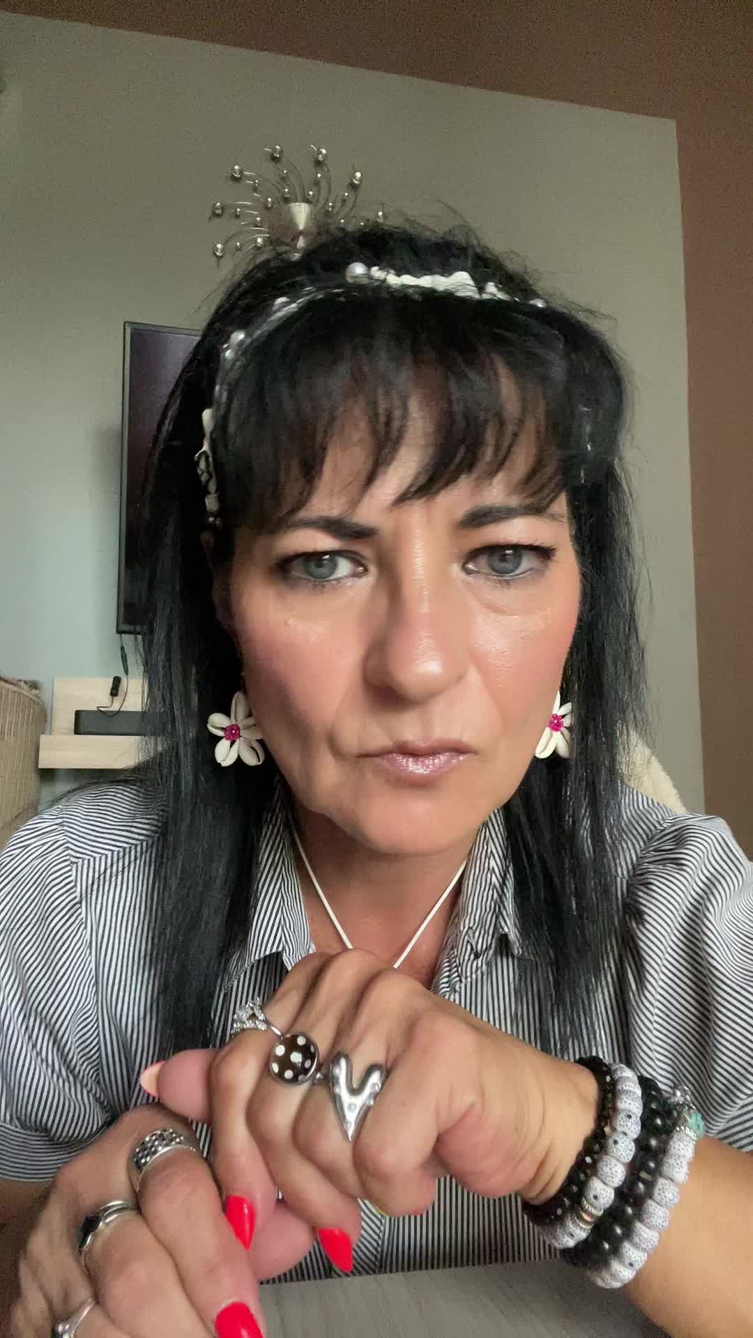 @Róża _Queen 🌹👑