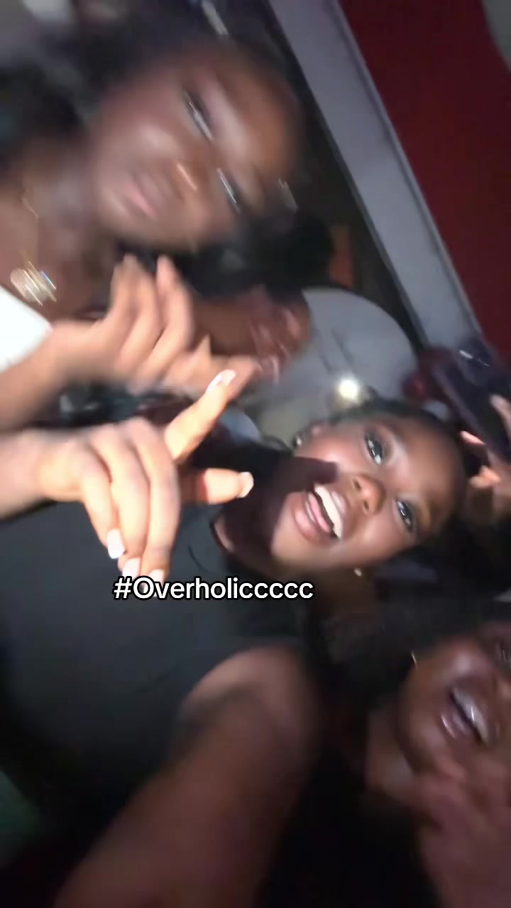 @delphii🤏🏿🥰