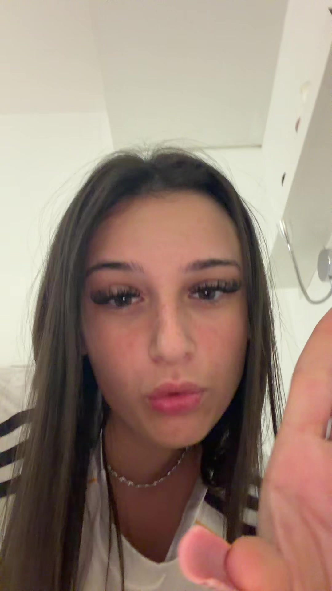 @elisaAAAA