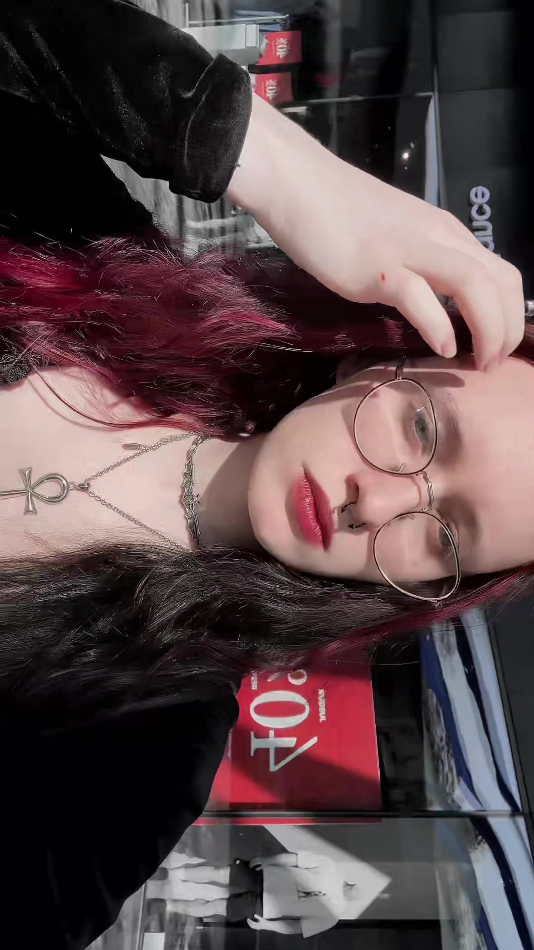@๐ฆ ๐๐๐ฏ๐ฆ๐ซ๐ข - Goth Girl