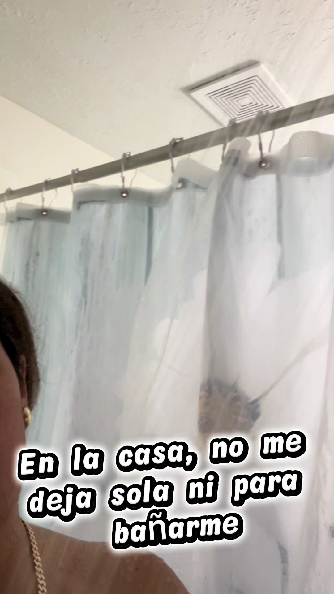 @Lolaemprende