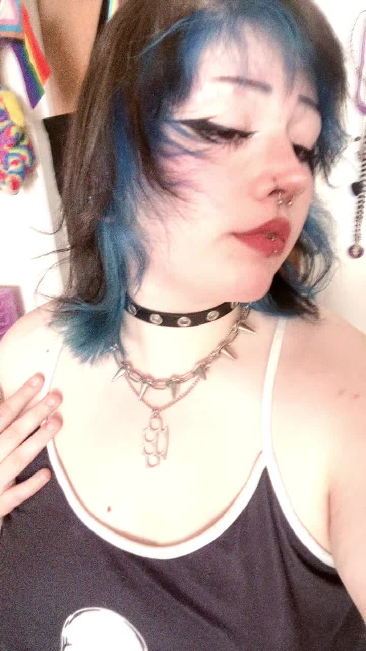 @Shayla🦇