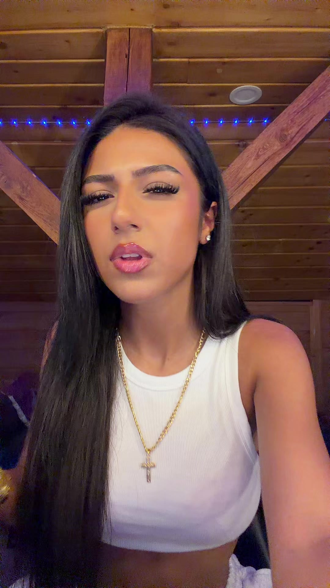 @LiveTina250k