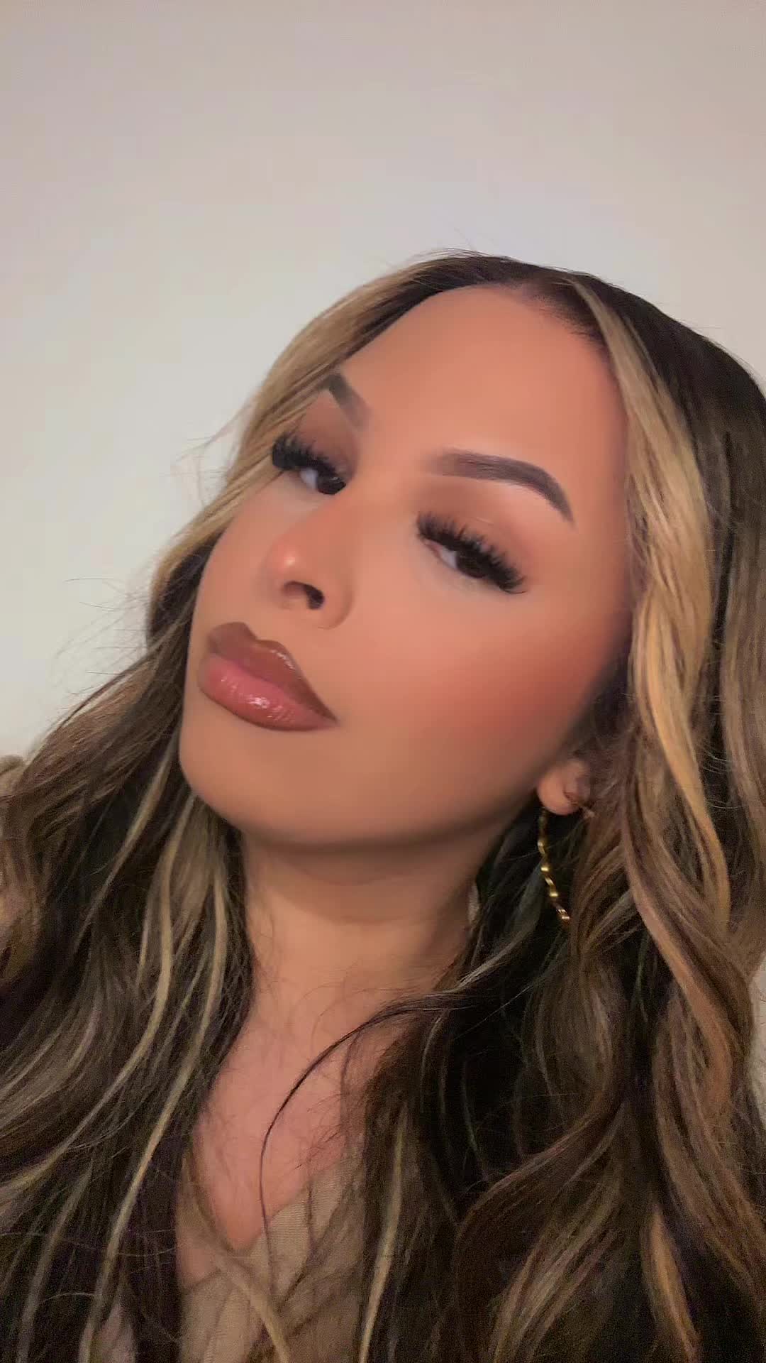 @livingwithhouda
