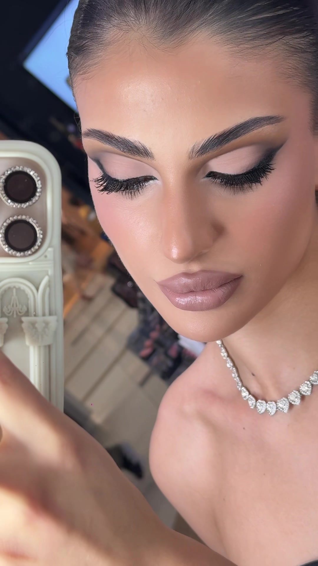 @Raya Petrova | Makeup Artist