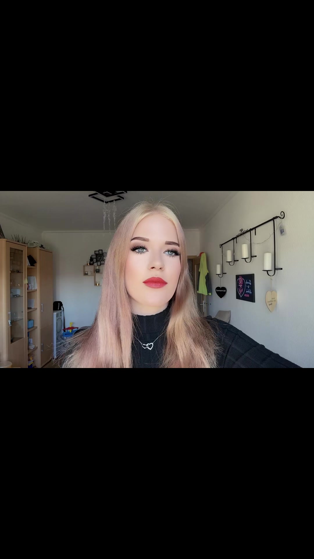 @Celina⚡️🖤