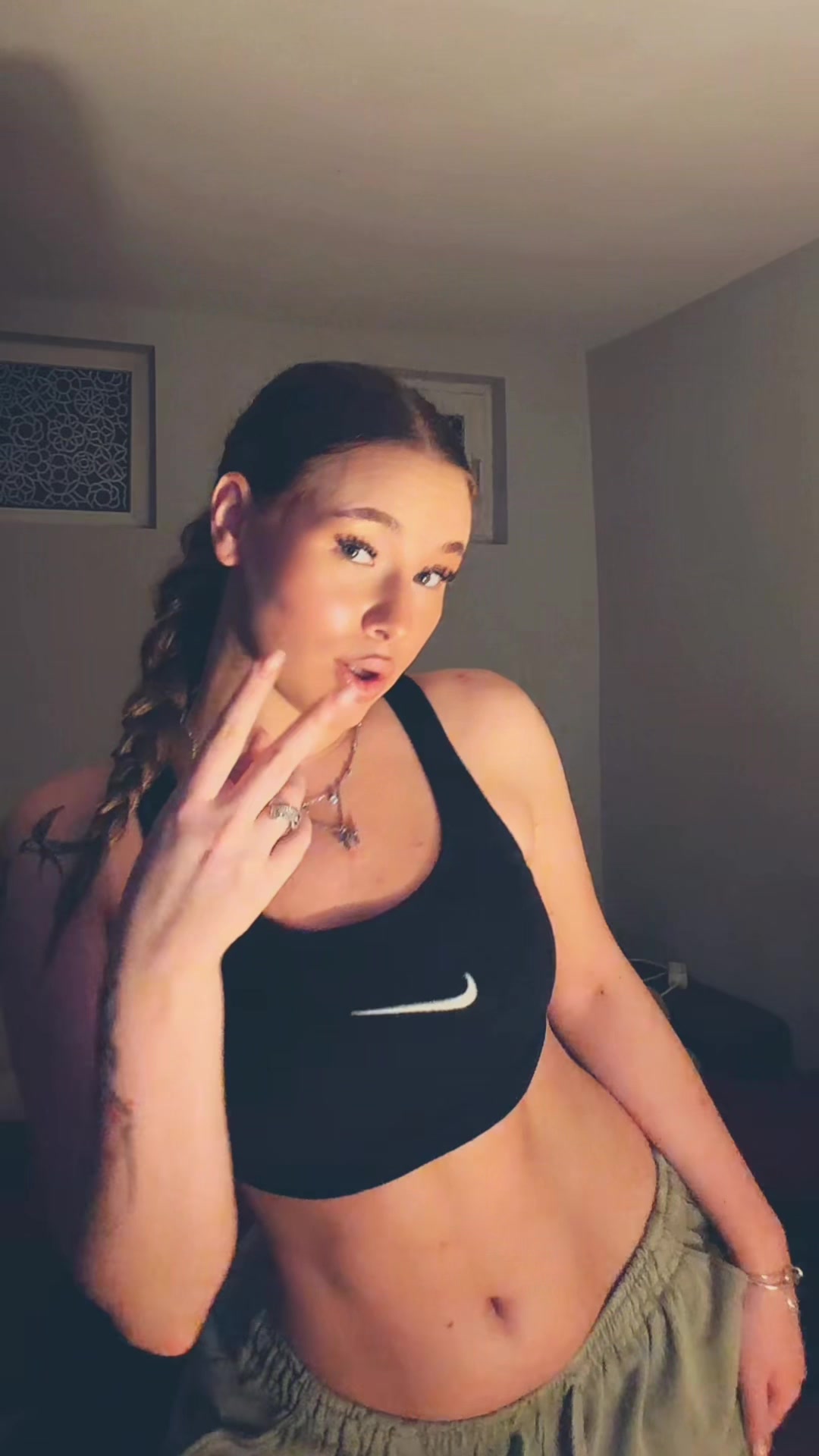 @Maraioana26