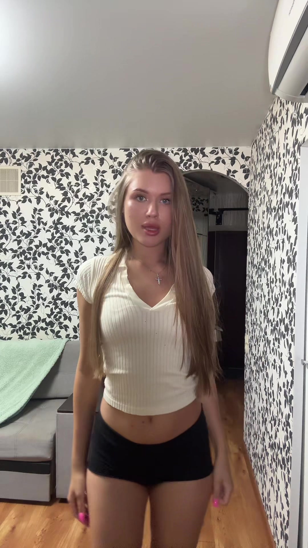 @ALYONA 💗