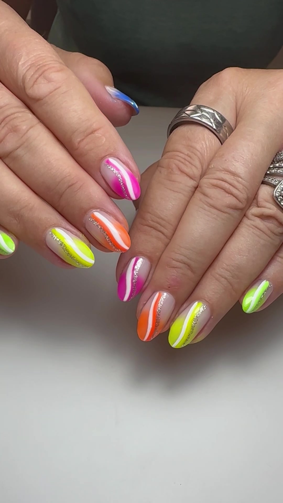 @Skullpture_Nails