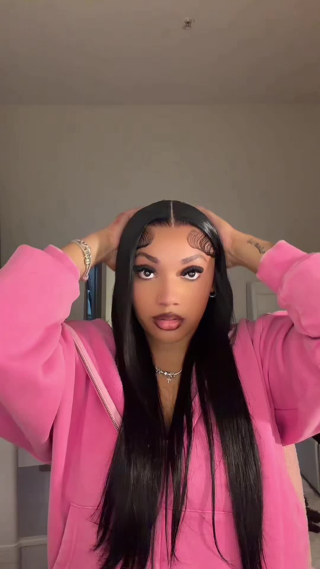 @monique