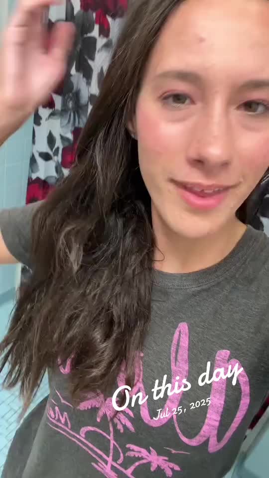 @YourFavvLeala_15