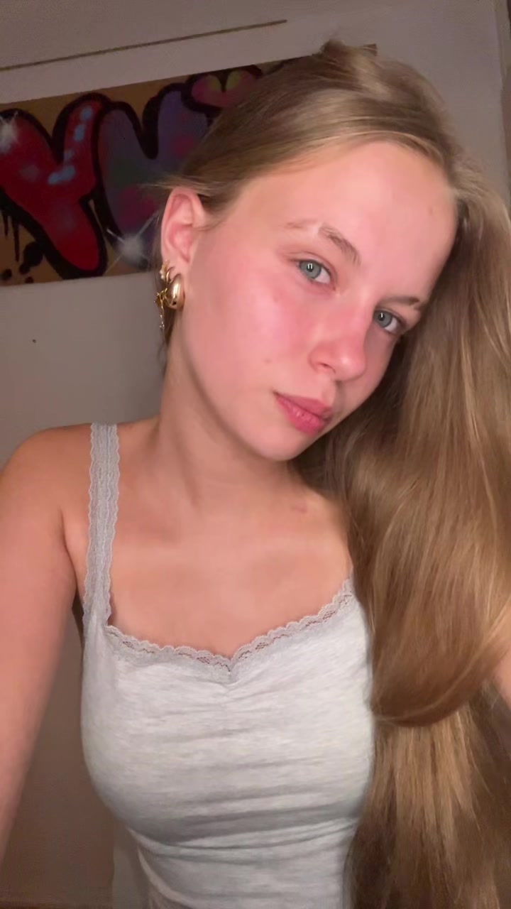 @★𝐋𝐈𝐕𝐘★