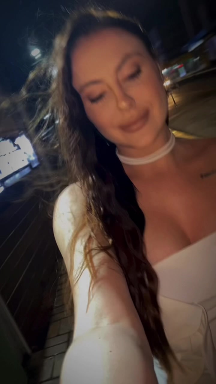 @sabrinawschroder