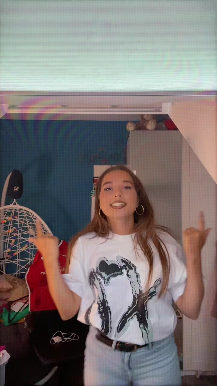 @𝒮𝓅𝒶𝓂🤍