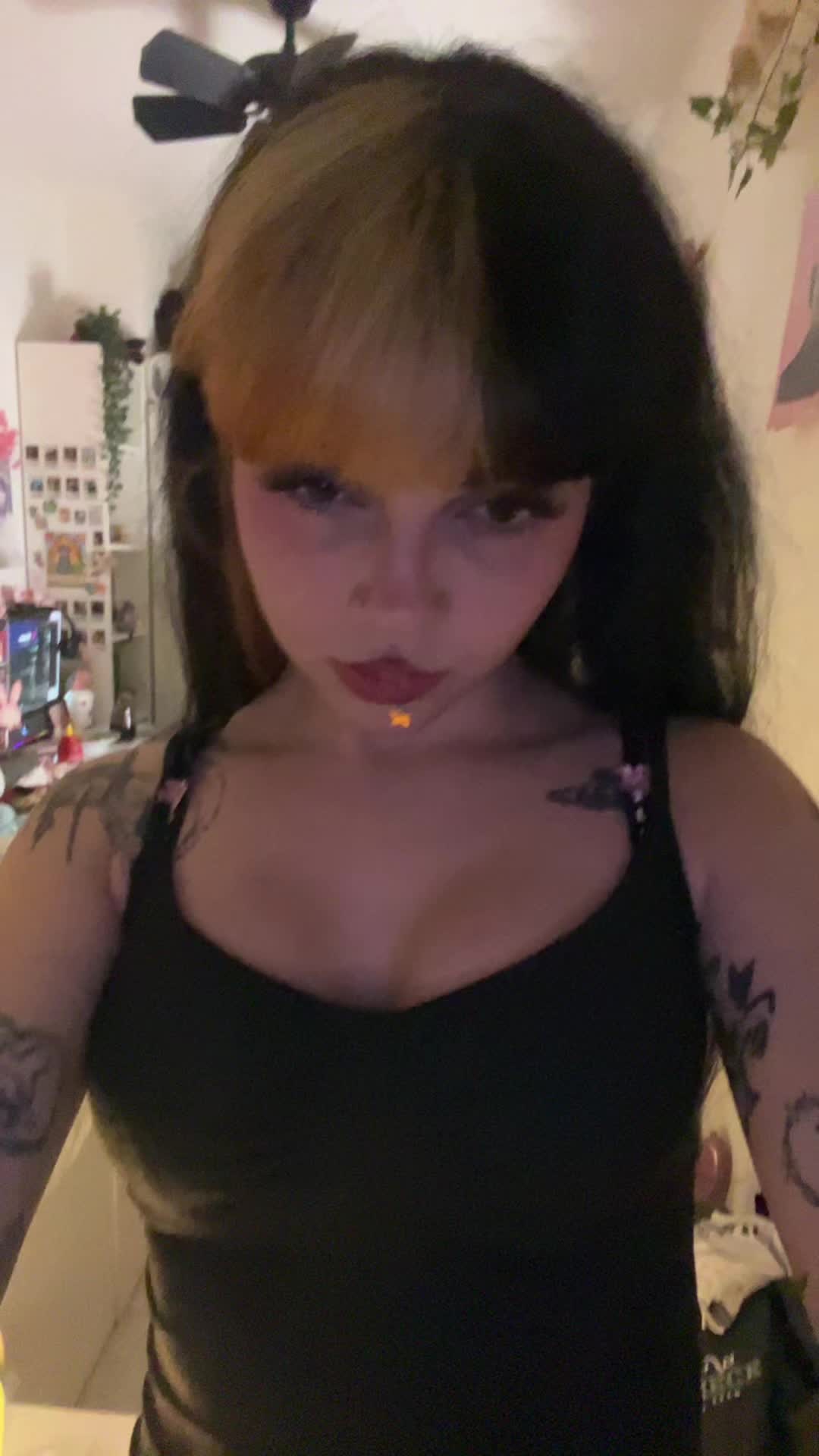@lu(ಥ_ಥ<3