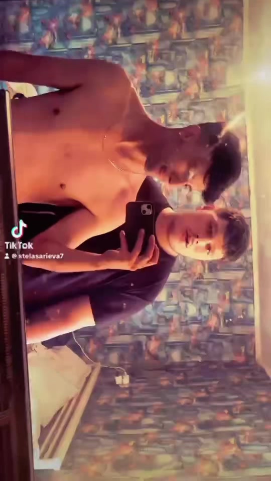 @Алекс😁❤️