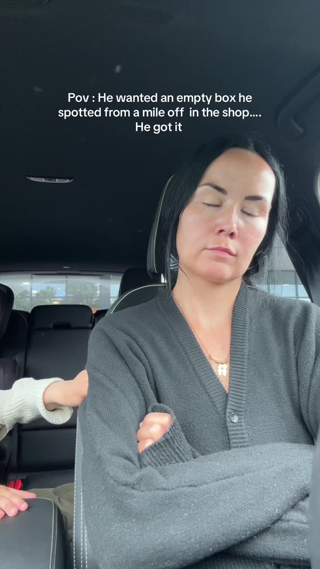 @Sabrinakinsella