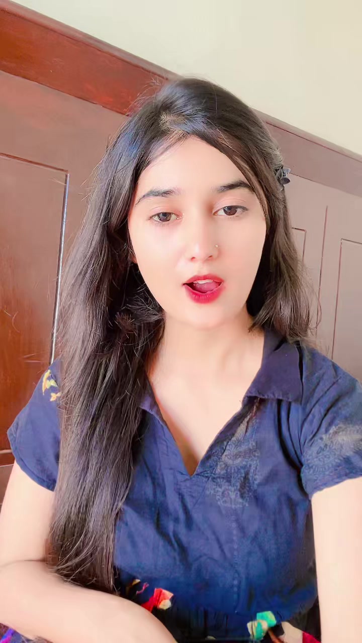 @𝐀𝐟𝐬𝐡𝐚 𝐊𝐡𝐚𝐧