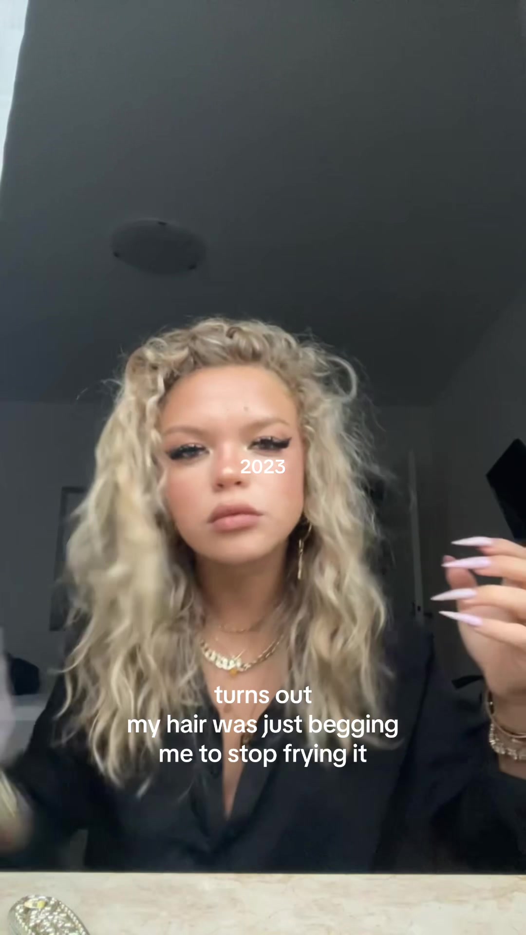 @𝔩𝔶𝔫𝔵✦₊˚