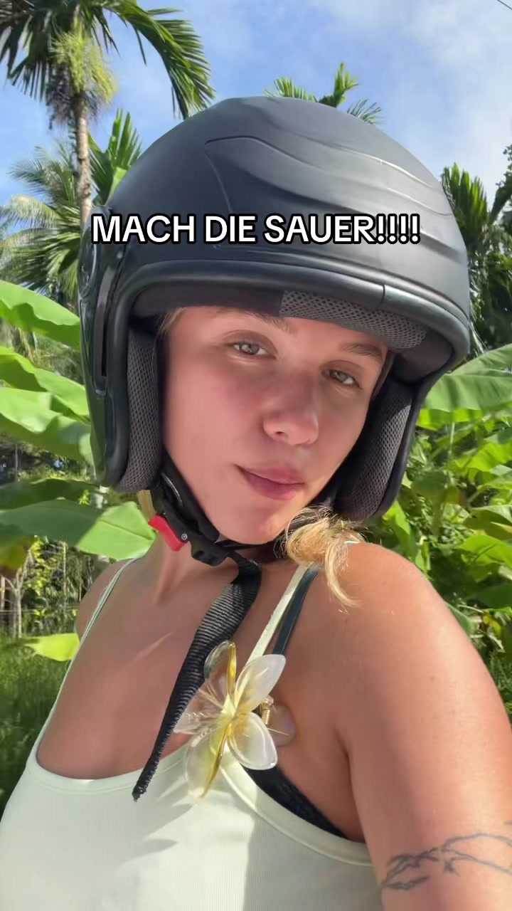 @bella