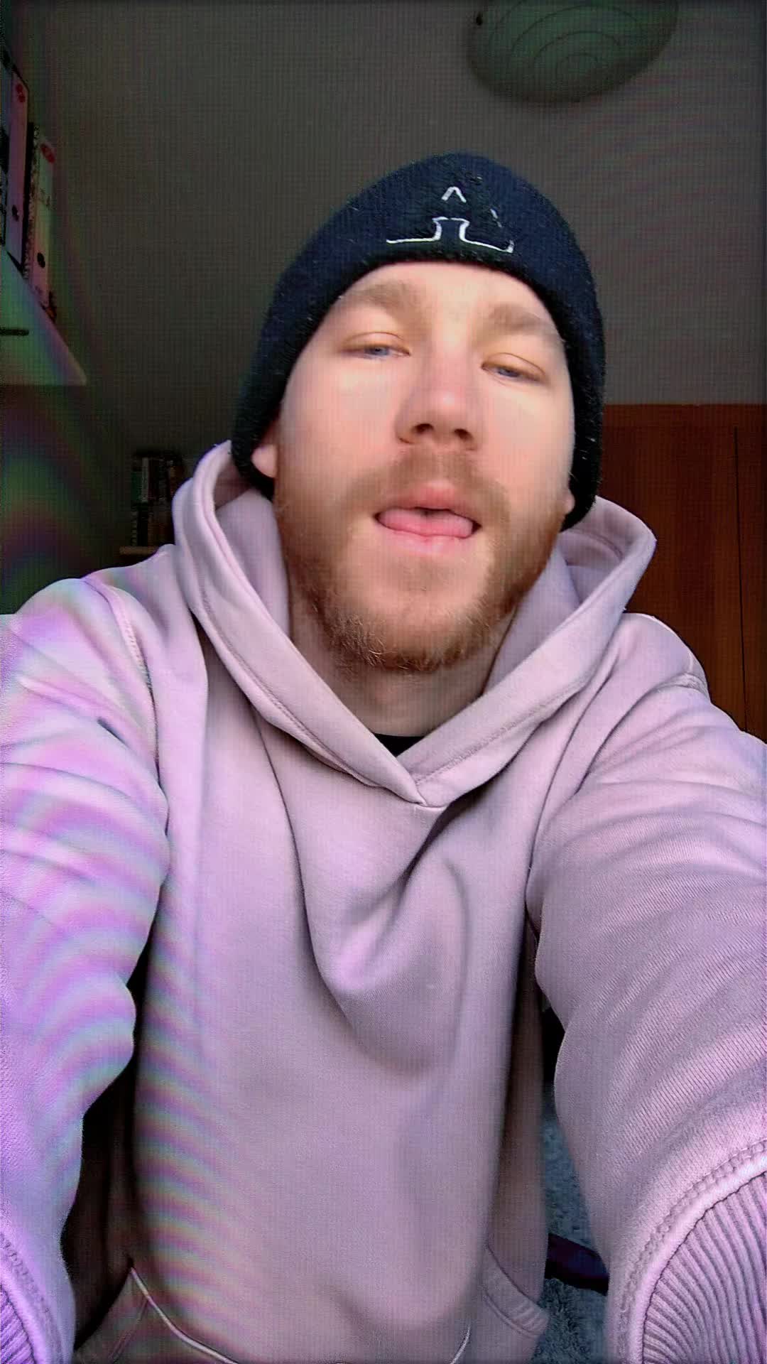 @AleeeX