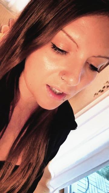 @einfachmely
