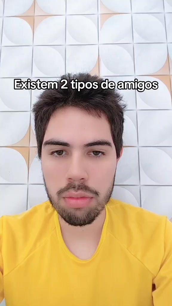 @um cara que faz humor