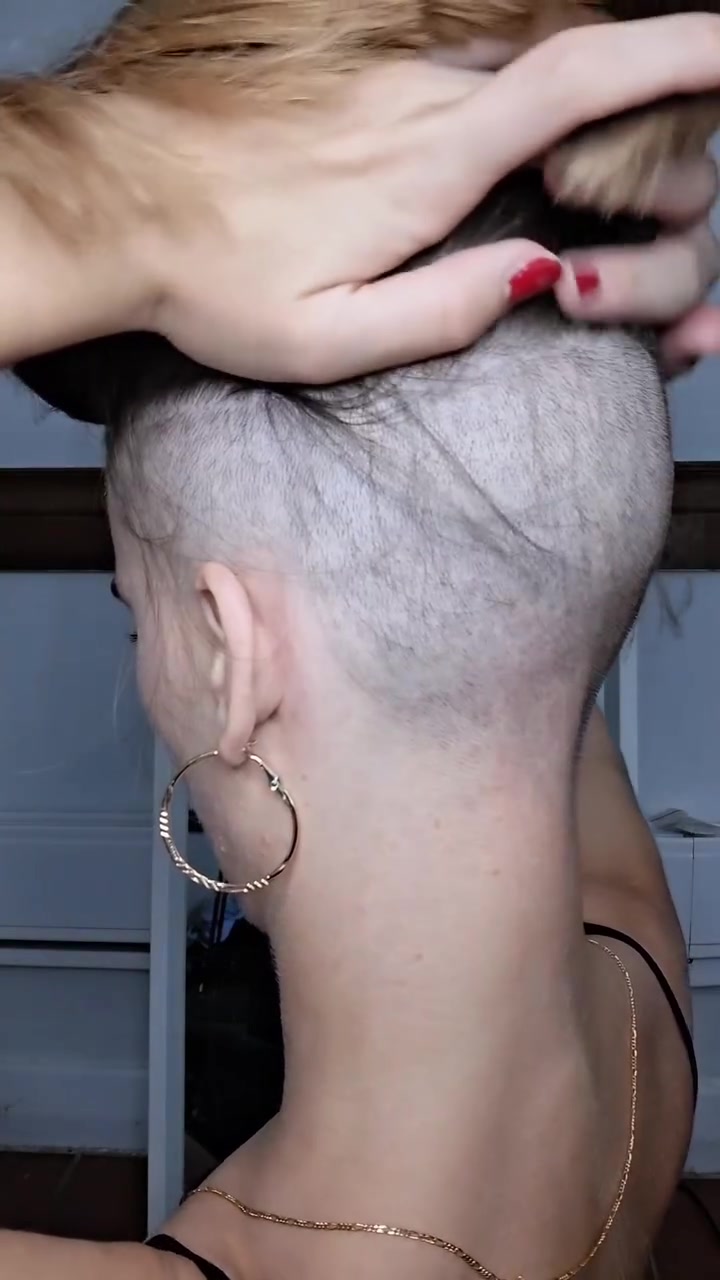@RockThatBuzz