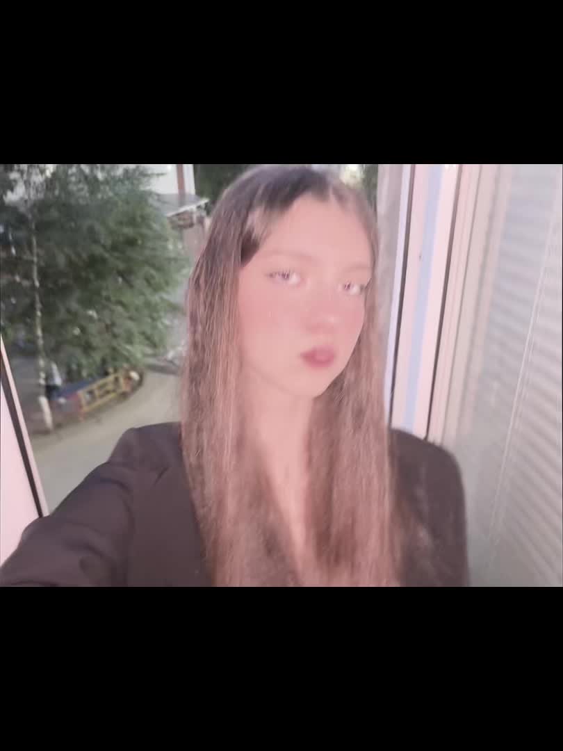@skarlletq
