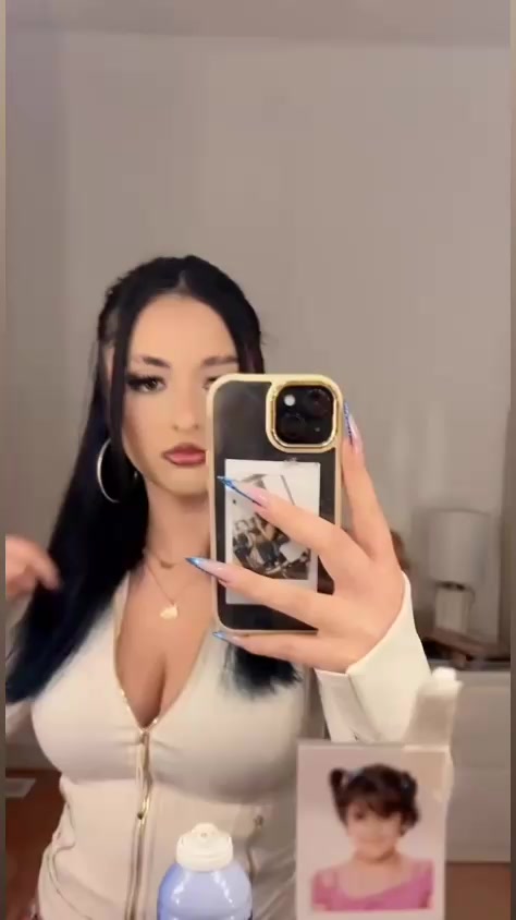 @lily