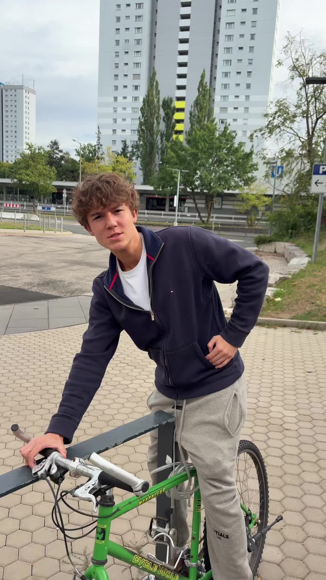 @Tiktok Diktators
