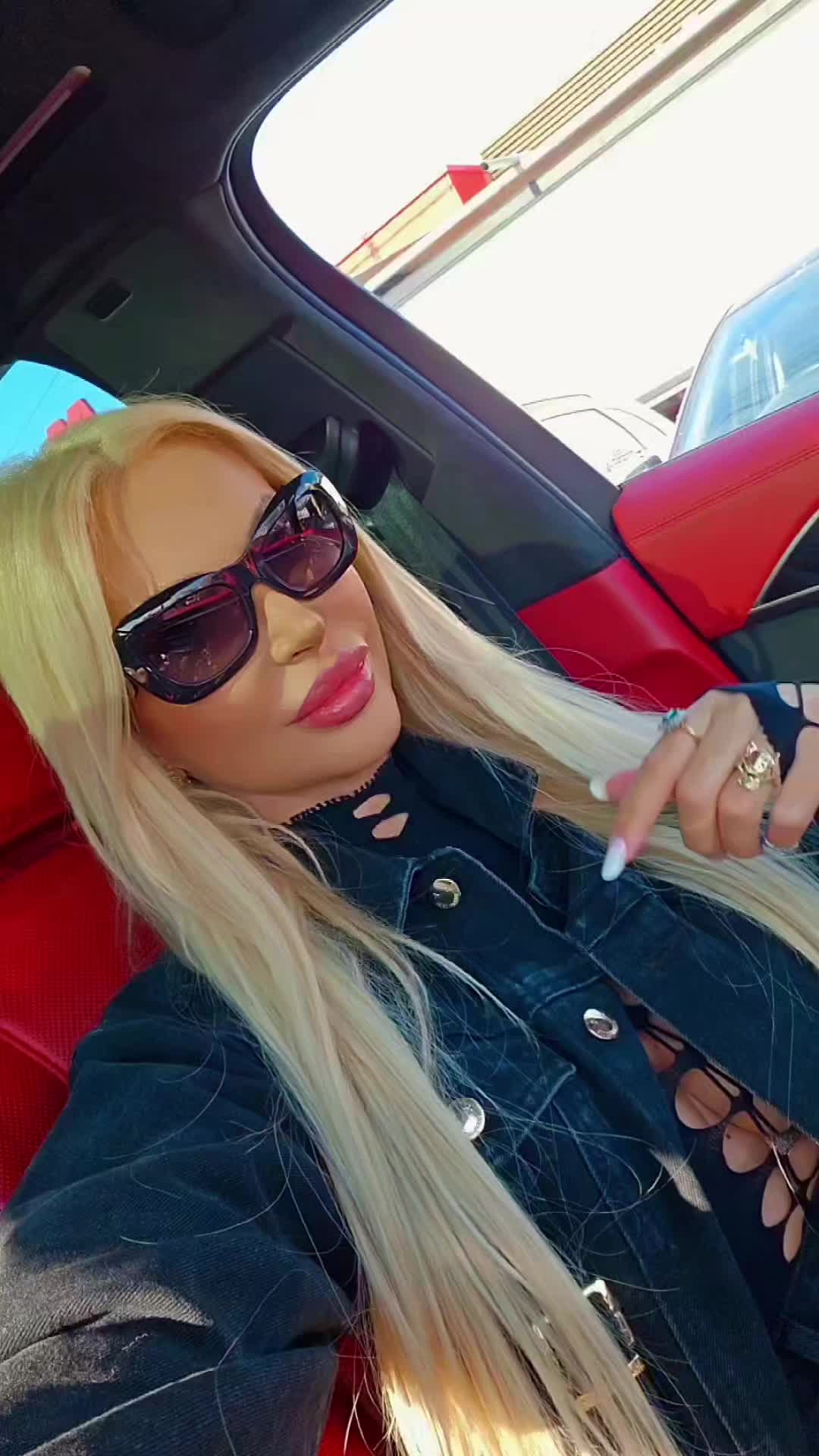 @MiraMyra29