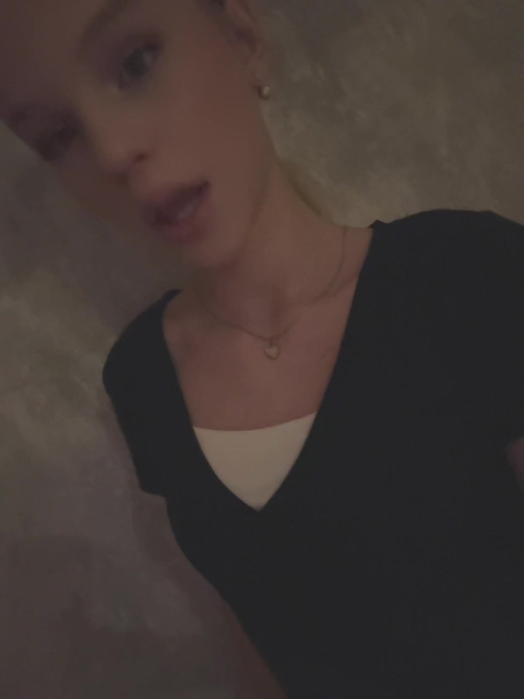 @сашка🍸🖤