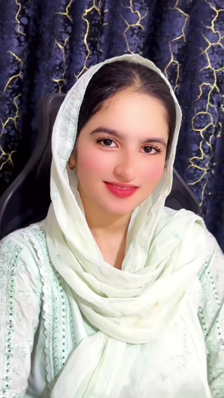 @Muneeba khan⭐️