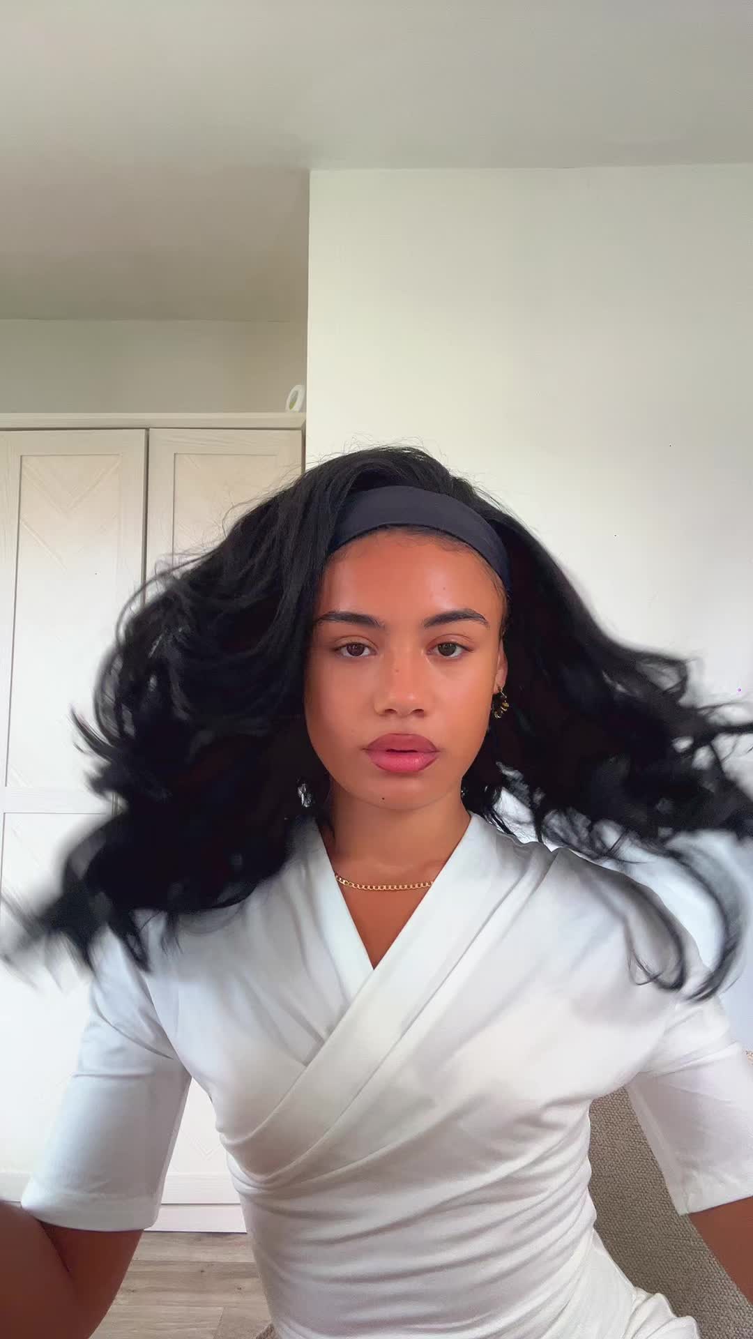@kyrahworeit