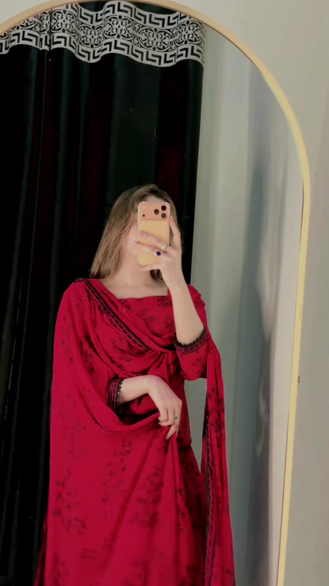 @🧚♀️آیت🧚♀️
