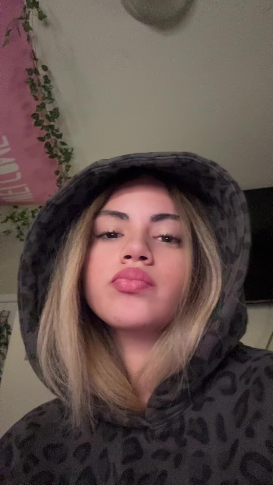 @theblissfulunicorngoat