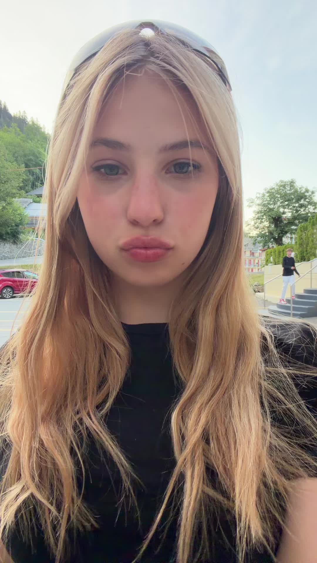 @marmollis