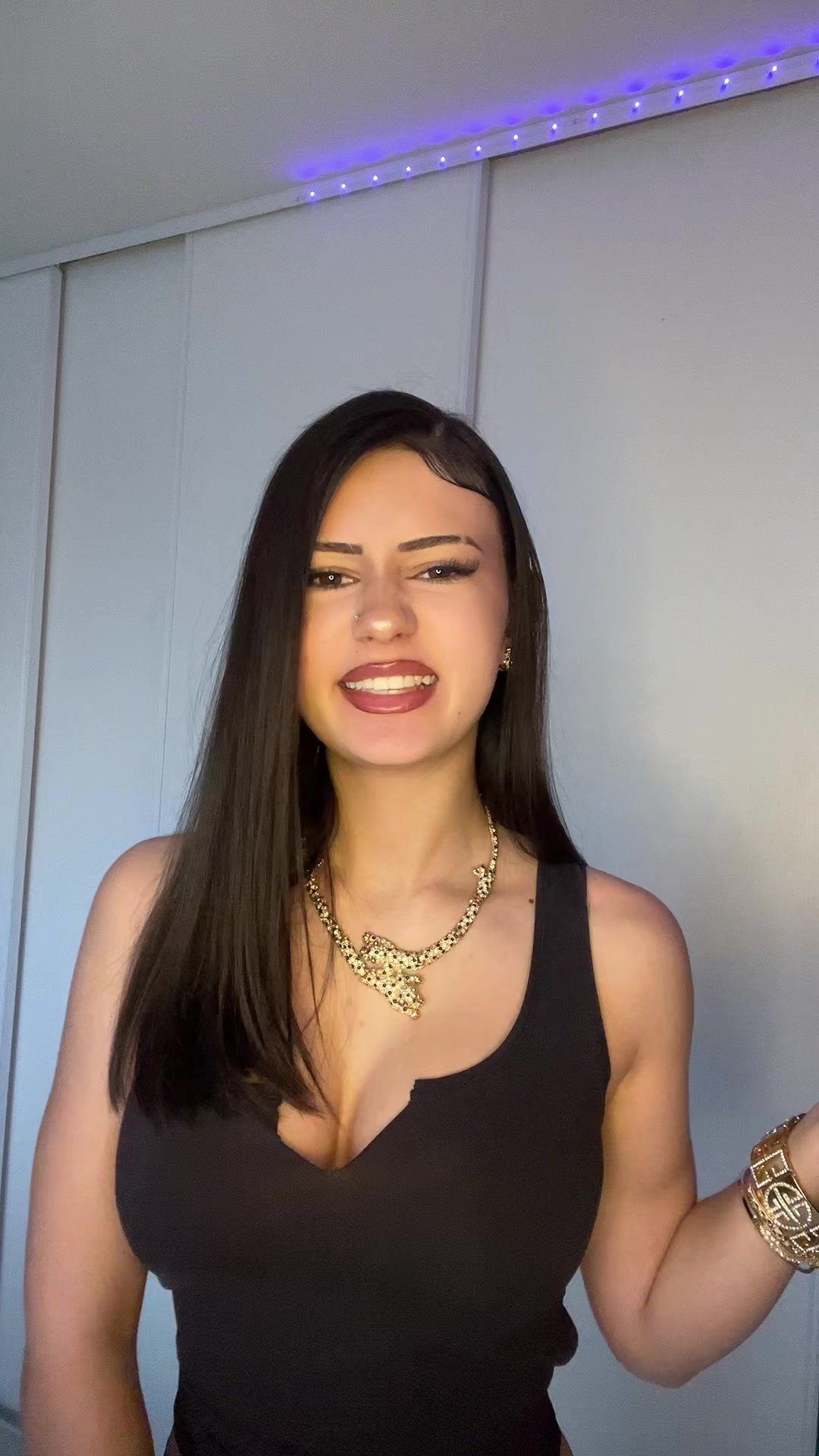 @1 fille 💁🏽&zwj;♀️