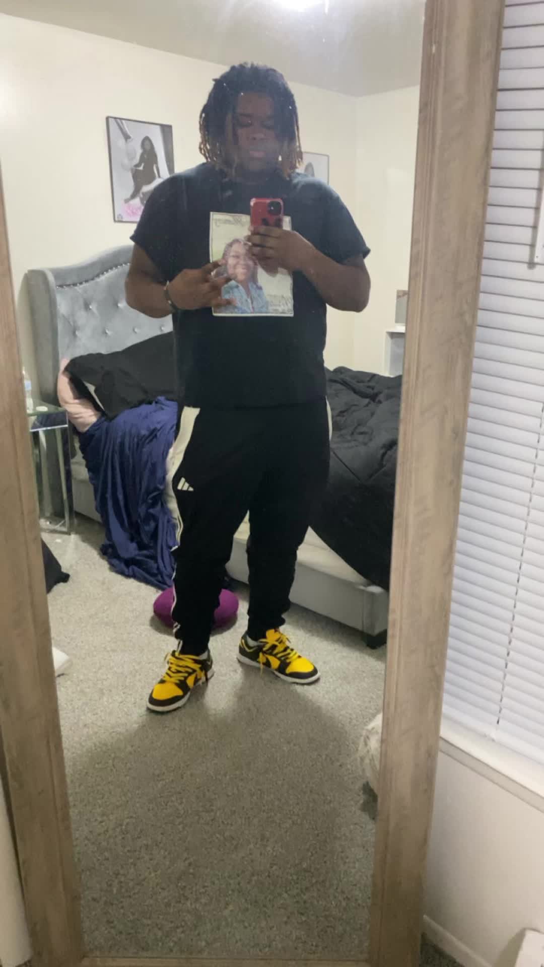 @ITSJUSTDEDE