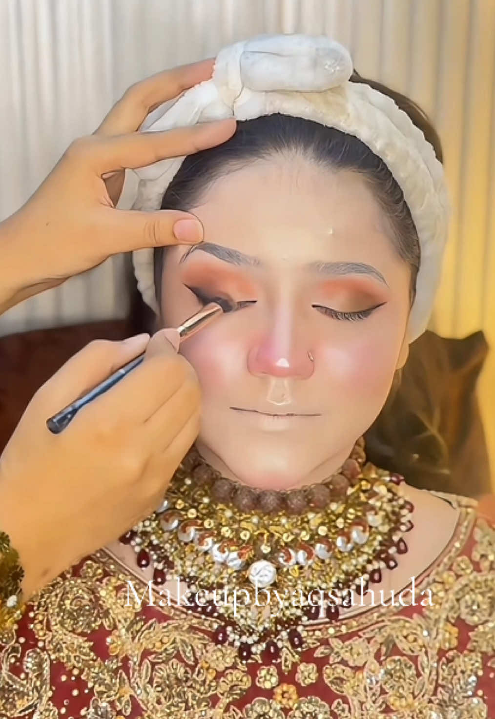 @Makeupbyaqsahuda