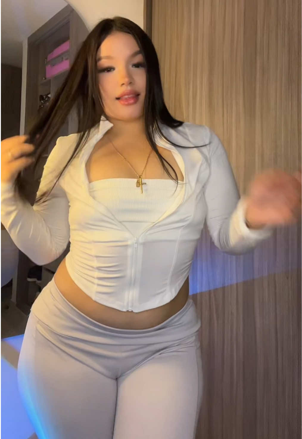 @&Scaron; A L &Iacute;👳🏼&zwj;♀️