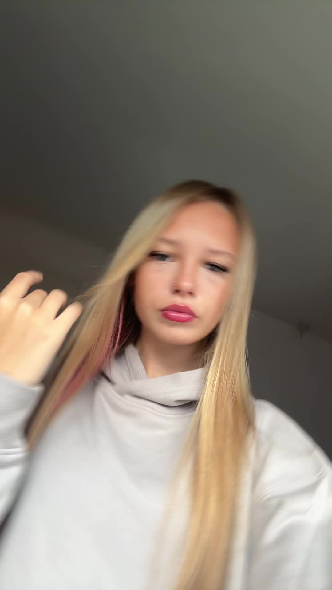 @𝒯ℴ𝓃🤍