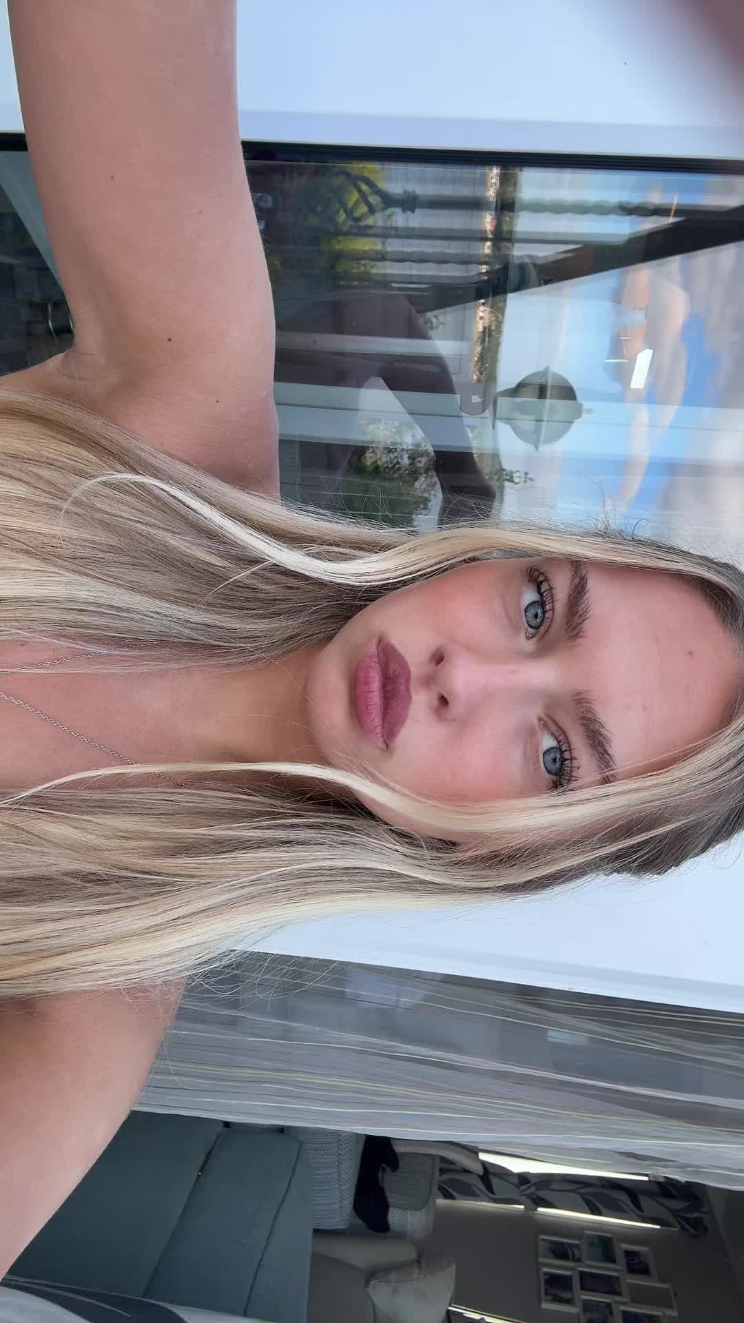 @anna