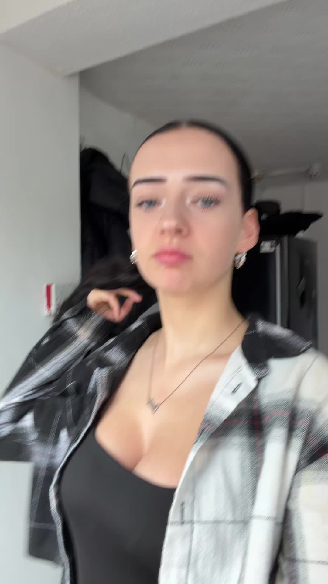 @kaitlyn.