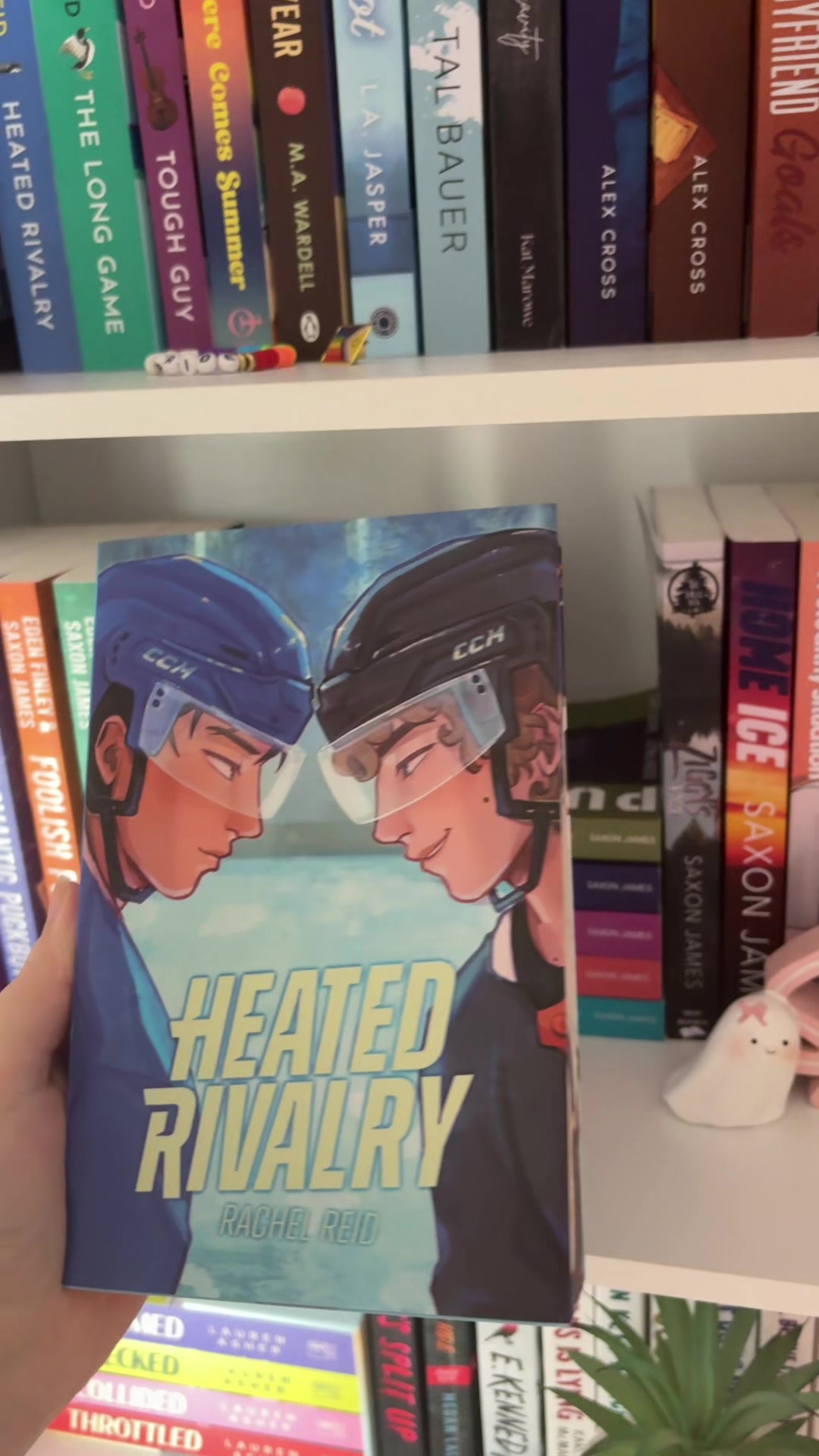 @mreadsromancexo 📚🖤