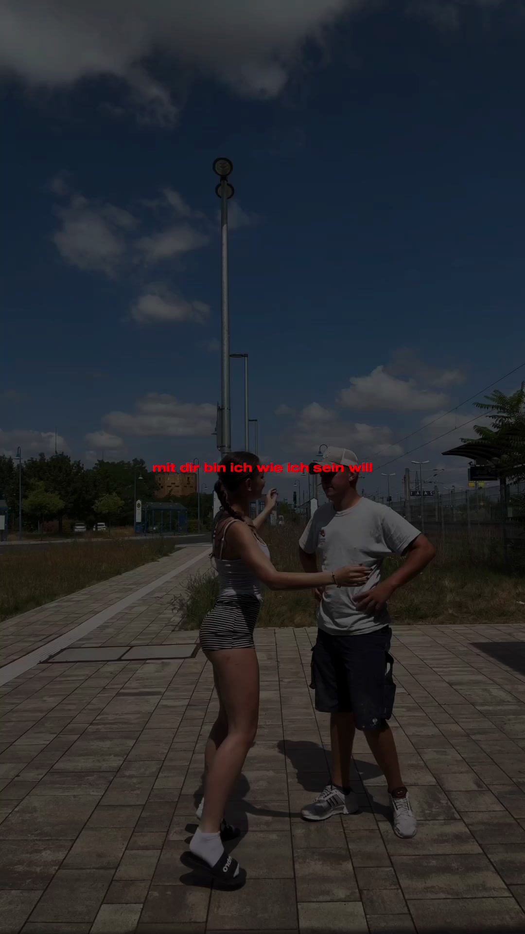 @𝐇𝐀𝐍𝐍𝐀𝐇𝐋𝐔𝐈𝐒𝐈𝐄𝐍𝐍𝐄