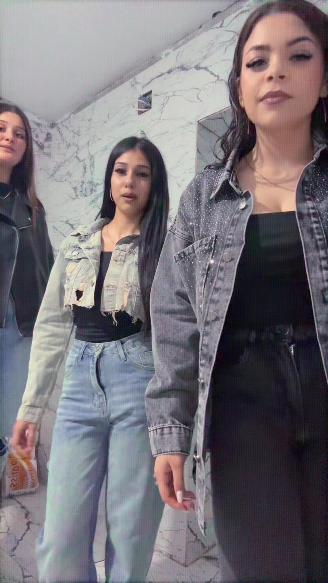 @_𝕕𝕖𝕟𝕚𝕤𝕒_💗